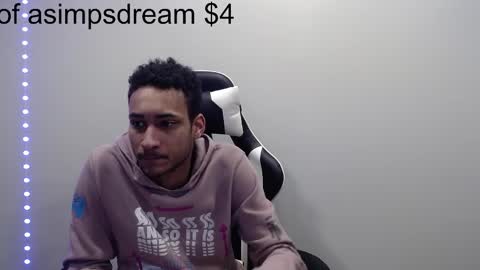 Snapshot of asimpsdream chatting on 02.26.25 asimpsdream online show from 02.26.25
