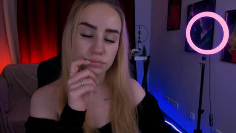 Snapshot of asol_muah chatting on 01.17.25 Asol online show from 01.17.25