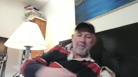 Snapshot of aspenleaf chatting on 02.25.25 aspenleaf online show from 02.25.25