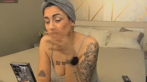 Snapshot of asshantiyx chatting on 02.25.26 Ash online show from 02.25.26