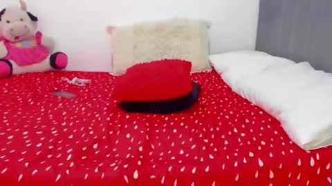Snapshot of asshley_cute chatting on 12.14.24 instagramsoofiaa giraldo online show from 12.14.24