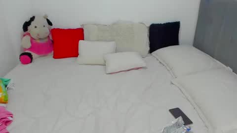 Snapshot of asshley_cute chatting on 01.25.25 instagramsoofiaa giraldo online show from 01.25.25