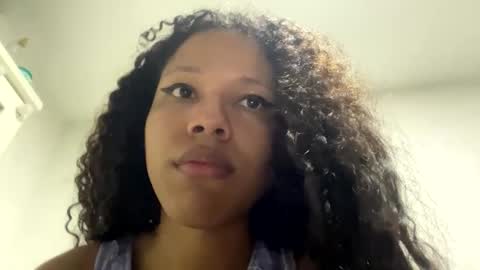 assiavilla1 online show from 02.24.25