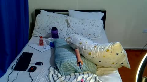 Snapshot of assybaby chatting on 06.19.26 assybaby online show from 06.19.26