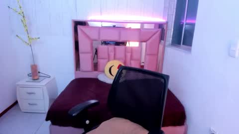 Snapshot of astartea_foox chatting on 02.02.26 astartea online show from 02.02.26