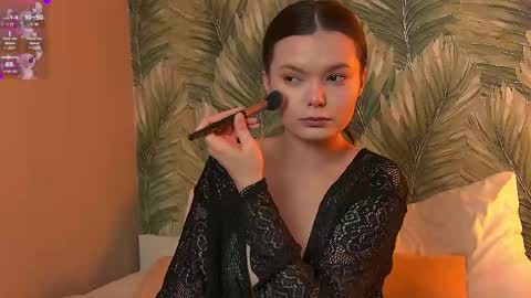 Aster Quinn online show from 04.22.26