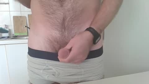 Snapshot of astleitx chatting on 11.08.25 astleitx online show from 11.08.25