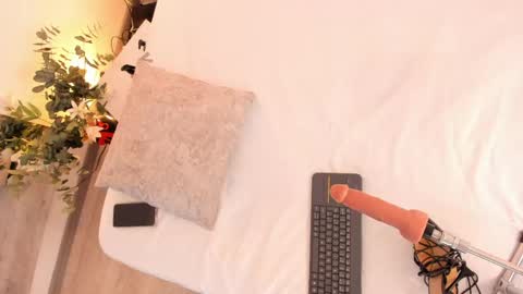 Snapshot of astorath_angel chatting on 05.16.26 Astorath online show from 05.16.26