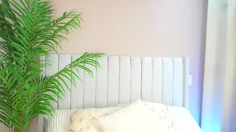 Astrea online show from 02.23.25