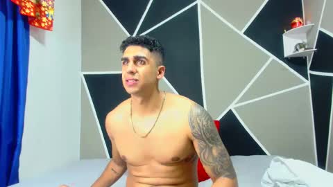 Snapshot of astromgrey chatting on 12.19.24 Astrom model independent online show from 12.19.24