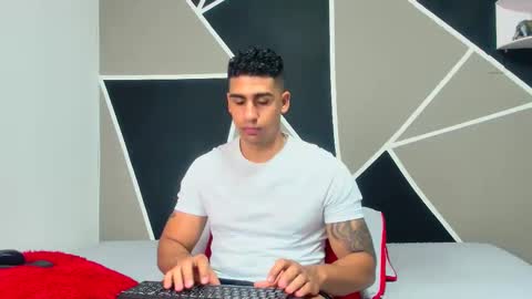 Snapshot of astromgrey chatting on 02.12.25 Astrom model independent online show from 02.12.25