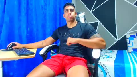 Snapshot of astromgrey chatting on 09.26.25 Astrom model independent online show from 09.26.25