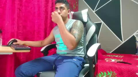 Snapshot of astromgrey chatting on 01.14.26 Astrom model independent online show from 01.14.26