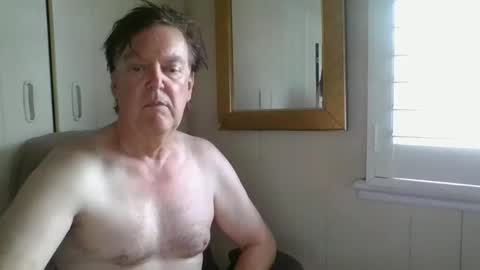 astute008 online show from 02.04.26