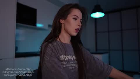 Snapshot of asuna_niiya chatting on 10.23.25 Asuna Niiya - online show from 10.23.25