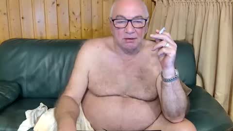 Snapshot of asusandy chatting on 02.09.25 asusandy online show from 02.09.25