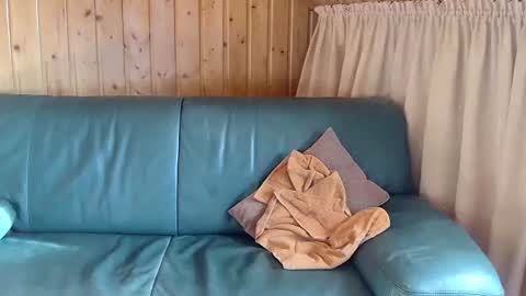 Snapshot of asusandy chatting on 02.18.25 asusandy online show from 02.18.25