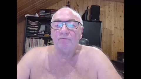 Snapshot of asusandy chatting on 02.19.26 asusandy online show from 02.19.26