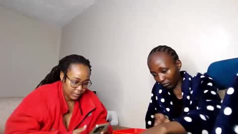 Snapshot of atara_seren chatting on 05.06.26 atara_seren online show from 05.06.26