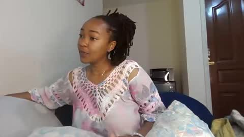 Snapshot of atara_seren chatting on 06.02.26 atara_seren online show from 06.02.26