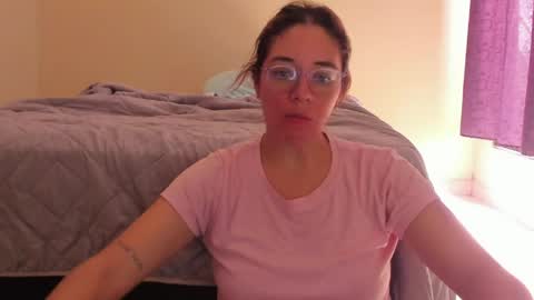 Snapshot of atenas__05 chatting on 05.03.26 atenas online show from 05.03.26