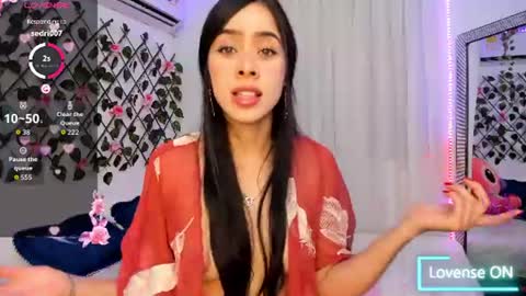 Snapshot of atenea_kros chatting on 06.12.26 Atenea online show from 06.12.26