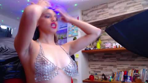 Atenea online show from 02.25.25