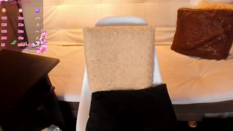 Snapshot of athena_makri05 chatting on 12.03.24 ATENEA MAKRI online show from 12.03.24