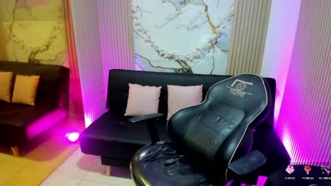 Atenea online show from 05.12.26
