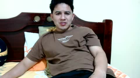 Snapshot of athleticboy2026 chatting on 06.26.26 Robin online show from 06.26.26