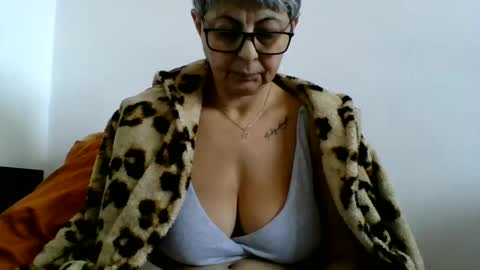 atikaarea online show from 01.01.25