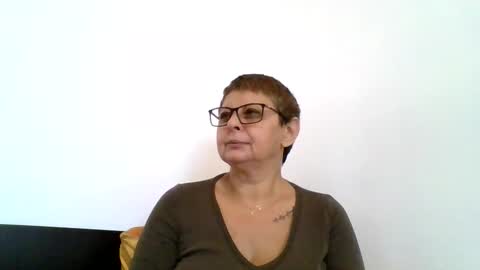 atikaarea online show from 10.10.25