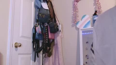 AtirahCali online show from 05.04.26