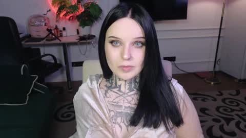online every day between 10am-23pm online show from 05.17.26