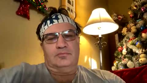 Snapshot of atozzzz chatting on 12.20.25 atozzzz online show from 12.20.25