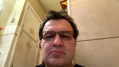 Snapshot of atozzzz chatting on 02.14.26 atozzzz online show from 02.14.26