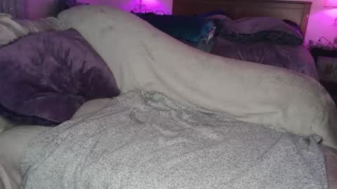Snapshot of aubreeskinkyplayroom chatting on 10.15.25 Aubree Shae online show from 10.15.25