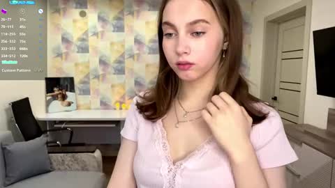 Snapshot of audiedelorbe chatting on 01.11.26 Jolyn online show from 01.11.26