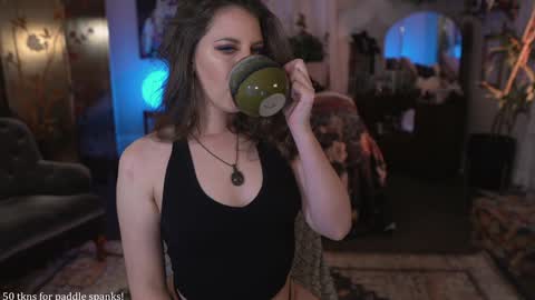 Snapshot of audrey_ chatting on 03.08.25 Audrey online show from 03.08.25