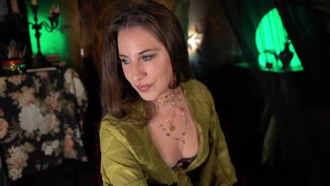 Snapshot of audrey_ chatting on 11.04.25 Audrey online show from 11.04.25