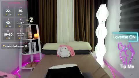 Your goddess AUDREY  FOLLOW ME online show from 11.22.25