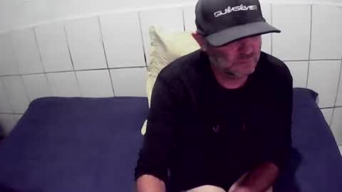 Snapshot of augustopierdona26 chatting on 03.04.26 cesar augusto online show from 03.04.26