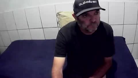 Snapshot of augustopierdona26 chatting on 04.03.26 cesar augusto online show from 04.03.26