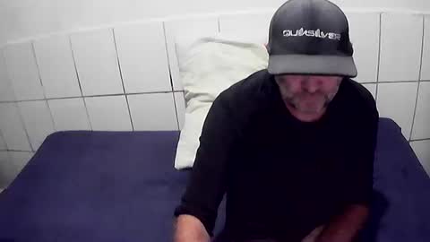 Snapshot of augustopierdona26 chatting on 04.20.26 cesar augusto online show from 04.20.26