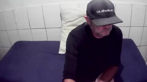 Snapshot of augustopierdona26 chatting on 05.11.26 cesar augusto online show from 05.11.26