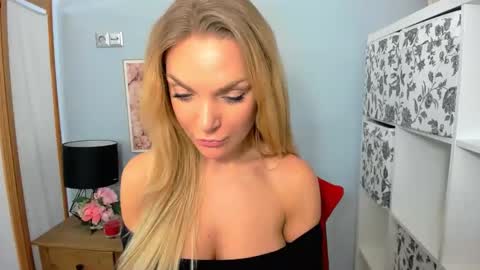 AulloraSensual online show from 12.16.24