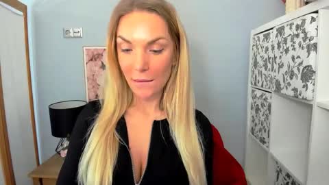 AulloraSensual online show from 12.30.24