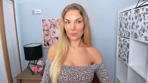 AulloraSensual online show from 02.19.25