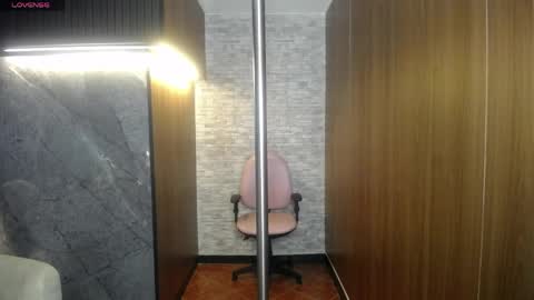 Snapshot of aura_cute_ chatting on 03.31.26 aura_cute_ online show from 03.31.26