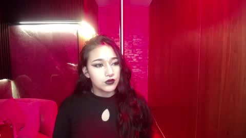 aura_cute_ online show from 04.22.26
